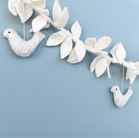 Garland Doves and Leaves