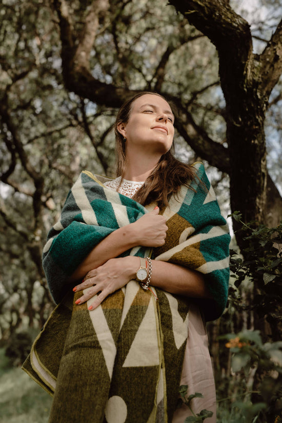 Alpaca Native Blanket Imbabura Green