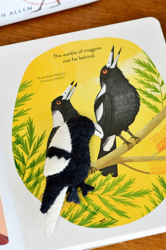 Busy Beaks Book and Finger Puppet Set