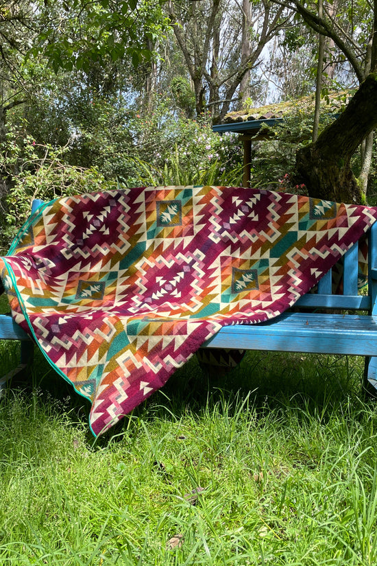 Alpaca Native Blanket Chimborazo Pink
