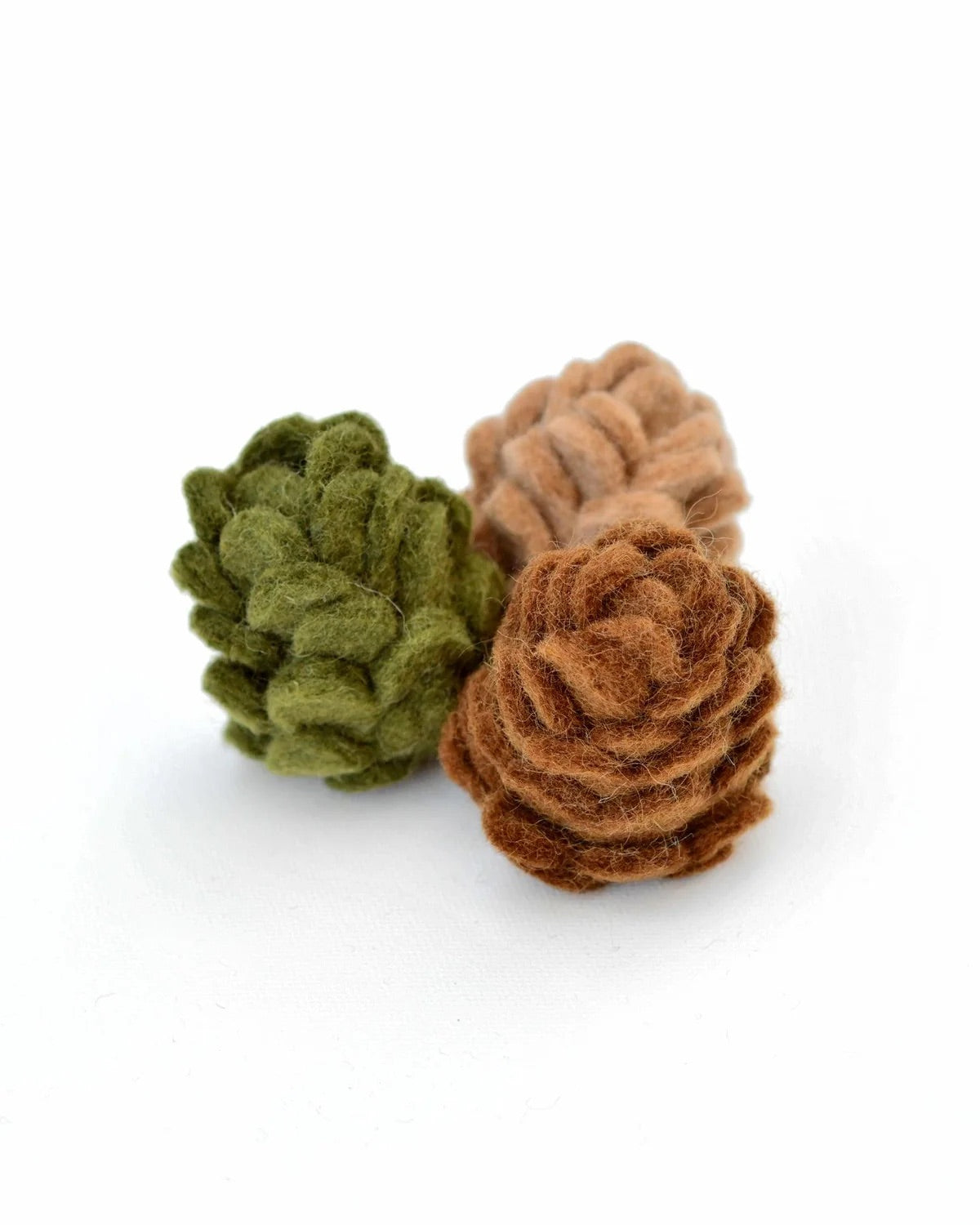 Pinecone - Single