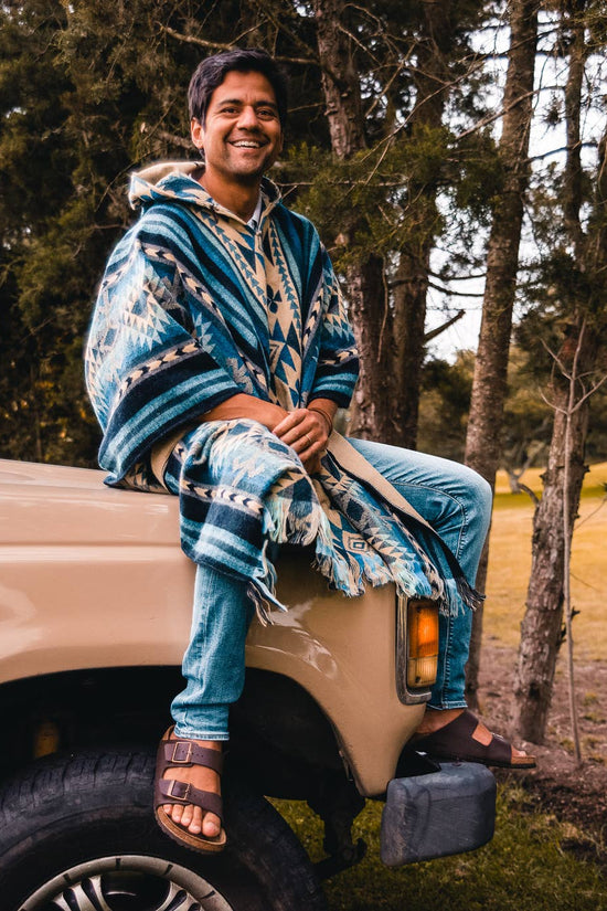 Poncho Shuar Blue