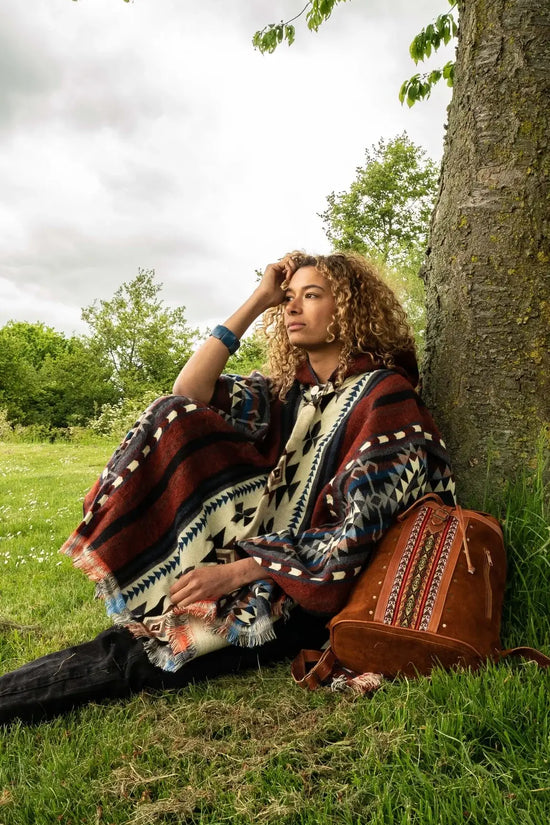 Poncho Quichua Brown