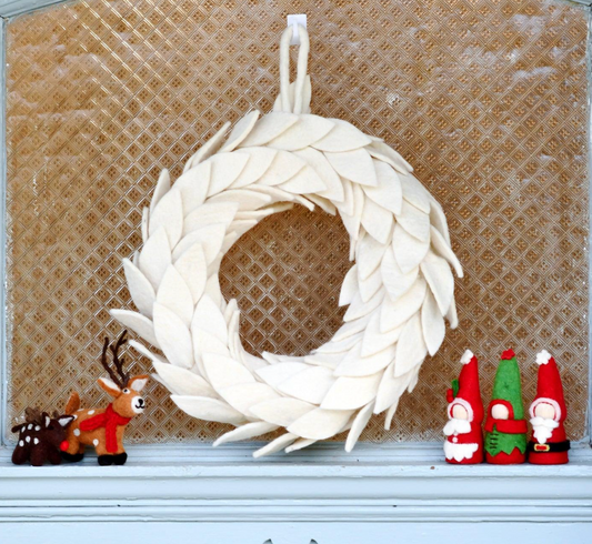 Christmas Wreath - White Leaves