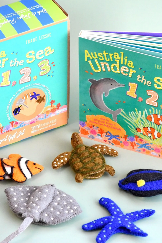 Sea Life Finger Puppet Book