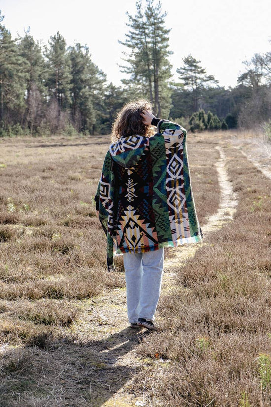Poncho Waorani Green