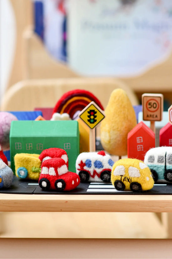 Handmade Wool Felt Vehicle Truck