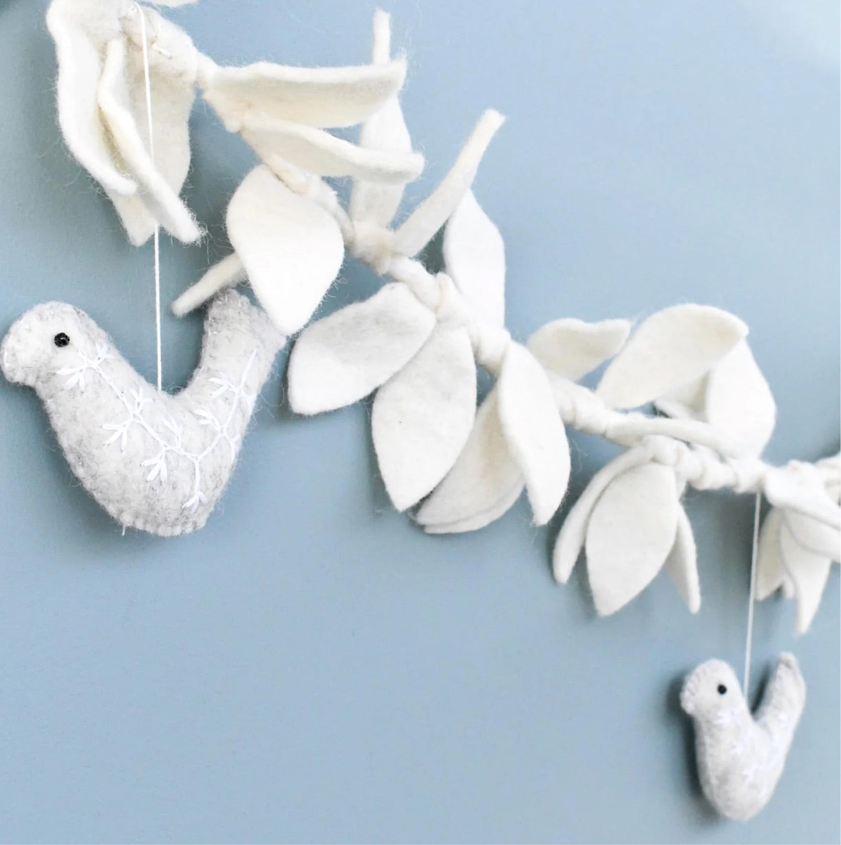 Garland - Doves and Leaves