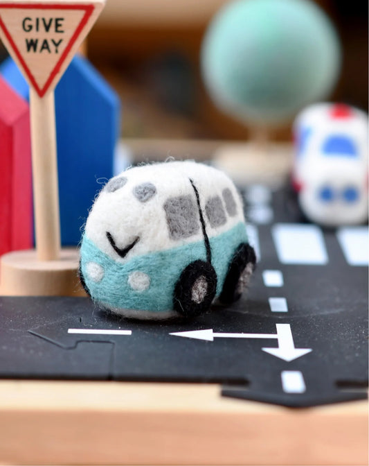 Vehicles - Camper Van