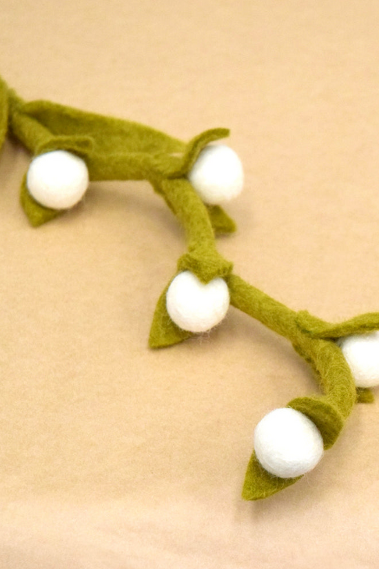 Felt Billy Buttons Flowers