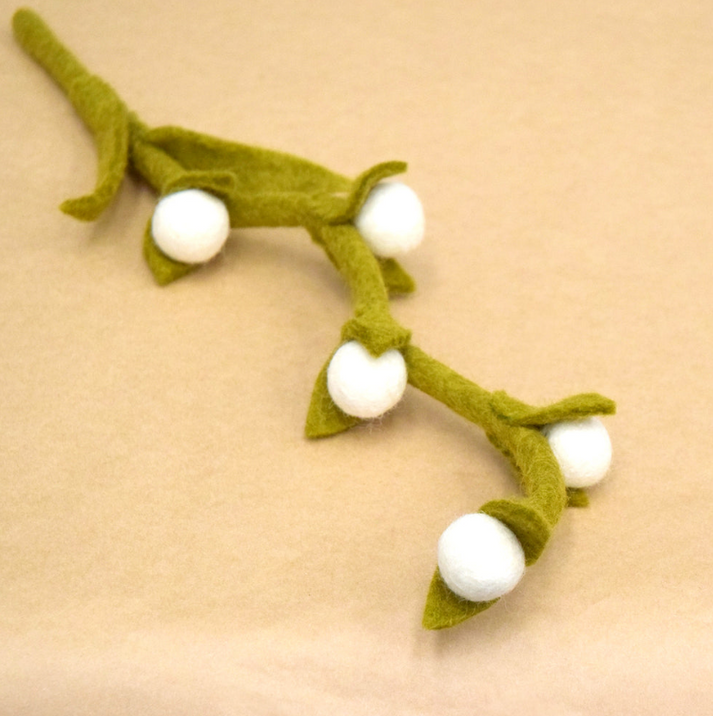 Felt Billy Buttons Flowers