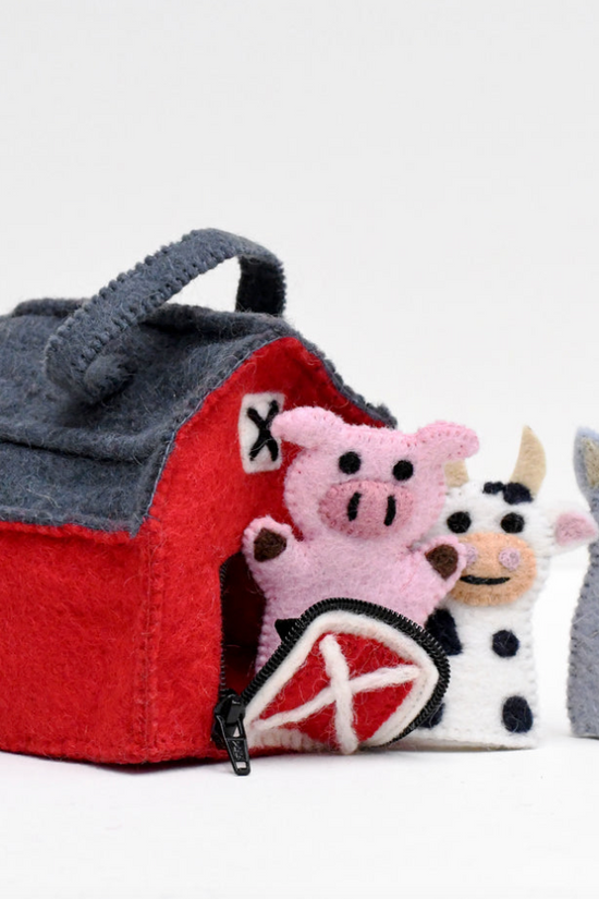 Farm Barn Toy Bag