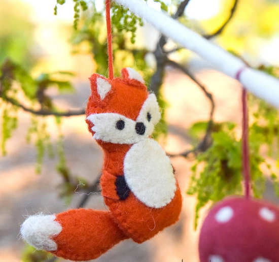Handcrafted Fox Woodland Garland