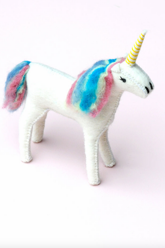 Unicorn Rainbow Medium