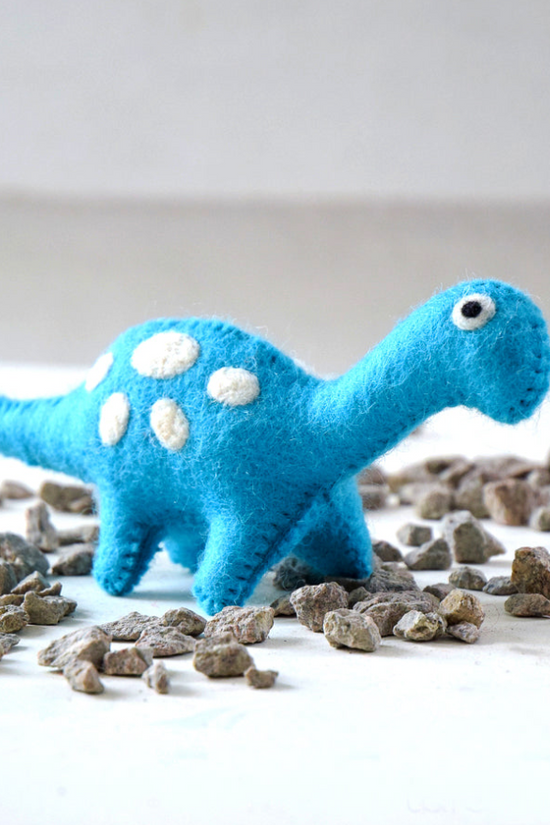 Organic wool Dinosaur White Spots