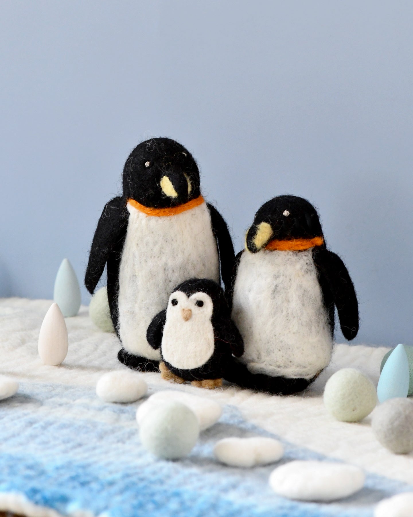 Gift Box - Penguin Family